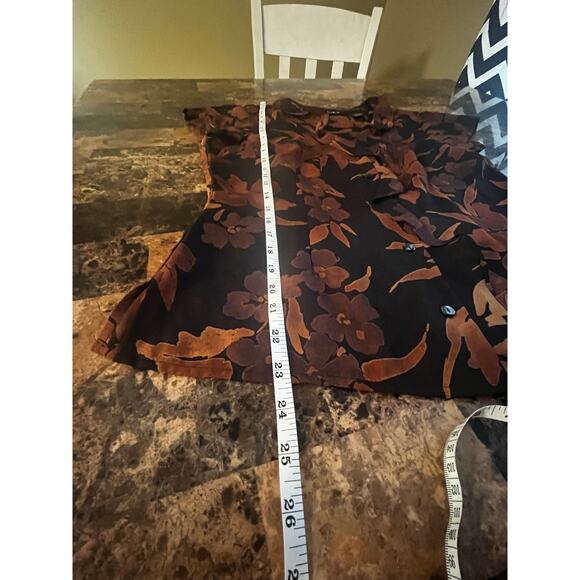 Studio by Liz Claiborne Brown Mildly Sheer Button Up Top - Picture 7 of 9